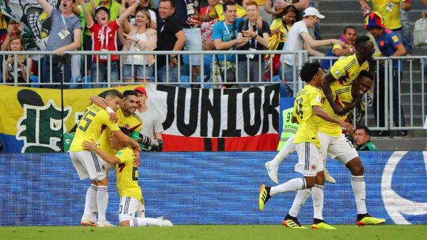 Skuat Kolombia berselebrasi usai membobol gawang Senegal.