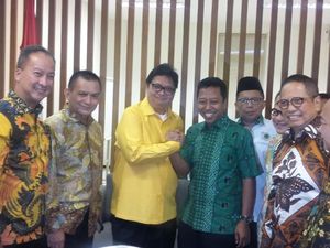 Airlangga Sambangi Rommy, Bahas Apa?