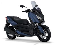 Yamaha Xmax warna baru. 