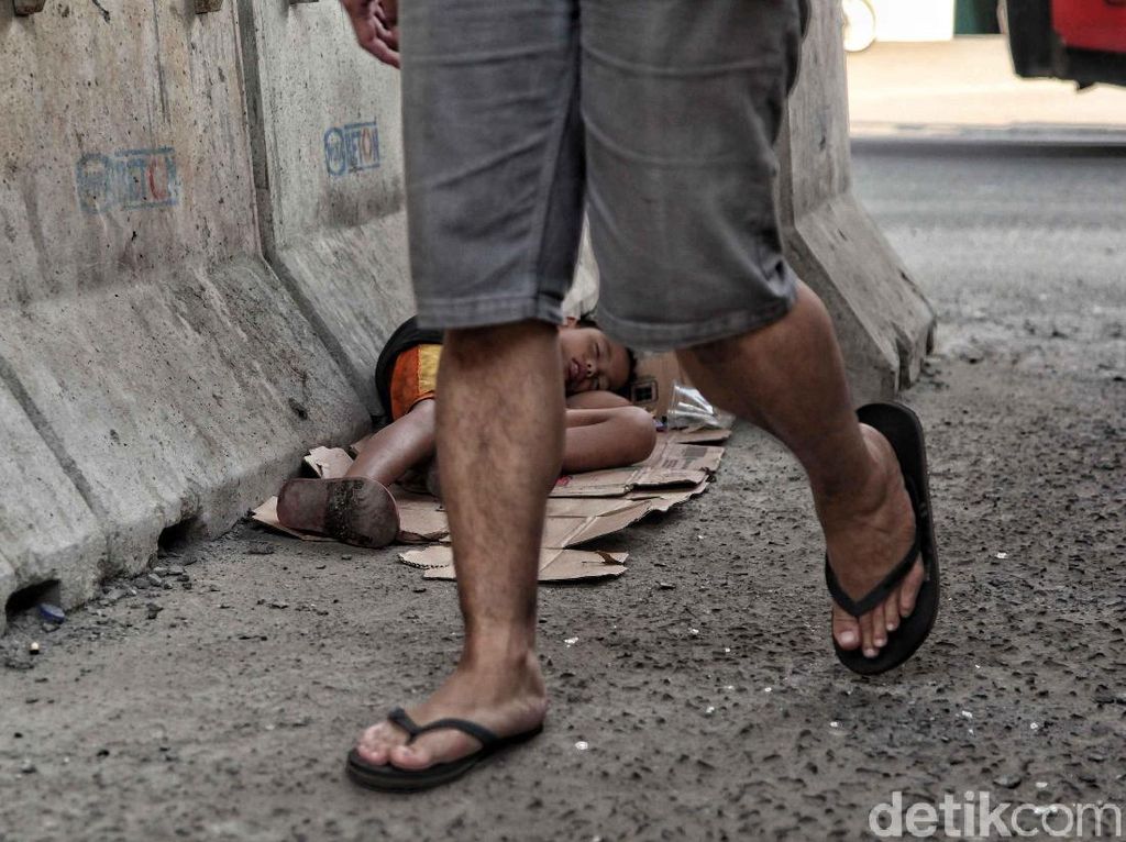 150 Ribu Anak Telantar di Jawa Barat 150 Ribu Anak Telantar di Jawa Barat