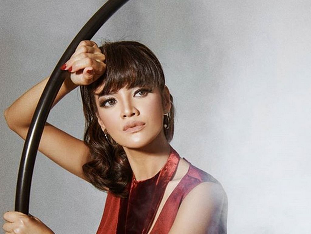 Ngedate Irit, Hotman Paris Ajak Farah Quinn Makan Nasgor Kaki Lima Ngedate Irit, Hotman Paris Ajak Farah Quinn Makan Nasgor Kaki Lima