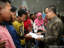 Libur Lebaran, Antrean Mal Pelayanan Publik di Banyuwangi Naik