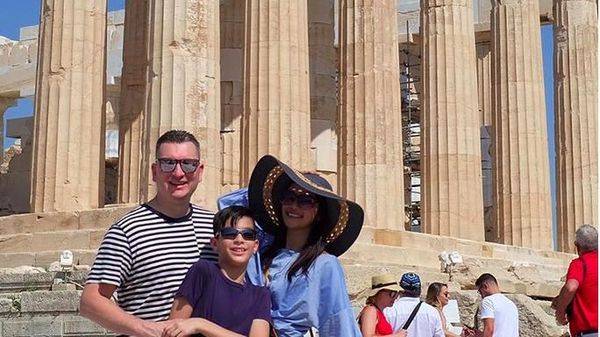 Foto: Maudy Koesnaedi Liburan ke Yunani Bareng Keluarga