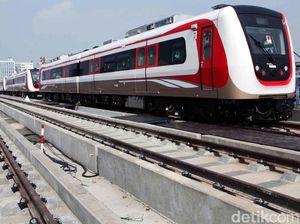 LRT Jakarta Siap Beroperasi, Tapi Kapan?