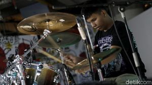 Aksi Drummer Cilik di Kumpul ID