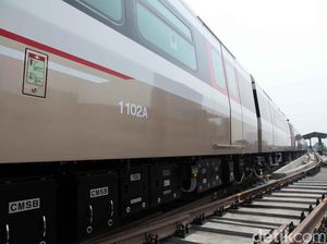 Kelapa Gading-Velodrome Naik LRT Bayar Rp 10.800?