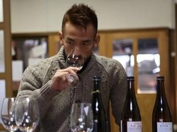 Nakata David Beckhamnya Jepang Banting Setir Bisnis Sake