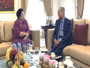 Bertemu Mahathir, Megawati Bercanda Tanya Strategi Menangkan Jokowi