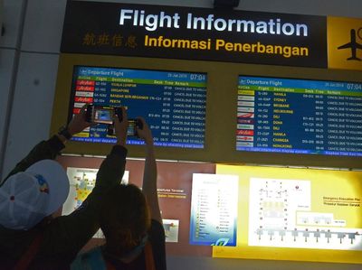 Gunung Agung Meletus, Bandara Ngurah Rai Tutup Sementara