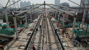 Penampakan Terkini Stasiun LRT Mal Kelapa Gading