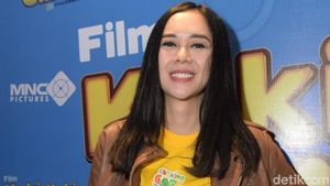 Si Cantik Aura Kasih yang Dua Kali Kena Tuding Dalam Video Panas