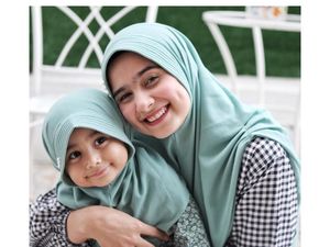 Sonya Fatmala Bagikan Tips Parenting Beri Anak Pemahaman Gender