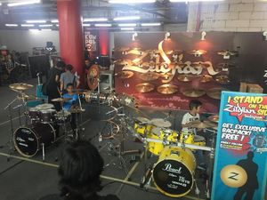 Drummer Cilik Meriahkan Pesta Kumpul ID