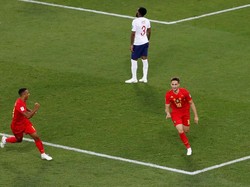 Adnan Januzaj merayakan golnya. REUTERS/Gonzalo Fuentes.