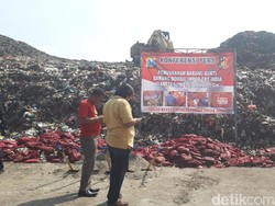 Membusuk, 70 Ton Bawang Merah Palsu Sitaan Dimusnahkan