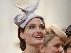 Angelina Jolie Sumbang Rp 16 M untuk Anak-anak Terdampak Virus Corona