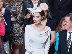 Bantah Tak Bayar Nafkah, Pihak Brad Pitt Klaim Jolie Cari Simpati Publik