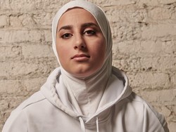 Biar Semangat Olahraga, Intip Gaya Hijab Sporty Atlet Parkour Ini