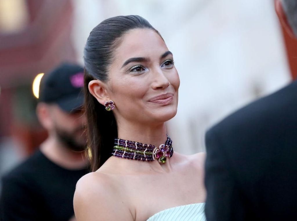 Happy-nya Model Victorias Secret Lily Aldridge Hamil Anak Kedua Happy-nya Model Victorias Secret Lily Aldridge Hamil Anak Kedua
