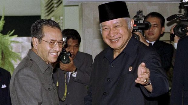 Mahathir, Sukarno Kecil Karib Soeharto dengan Doa buat Jokowi