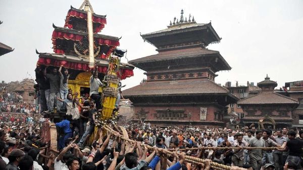Foto: Tradisi Perang-perangan Saat Tahun Baru di Nepal