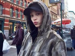 Harry Styles Pacaran dengan Kiko Mizuhara?