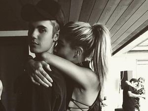 Surprise! Justin Bieber dan Hailey Baldwin Tunangan