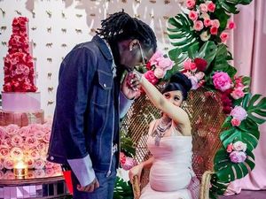 Cardi B Habiskan Rp 100 Jutaan Beli Barang Desainer Untuk Bayinya Cardi B Habiskan Rp 100 Jutaan Beli Barang Desainer Untuk Bayinya