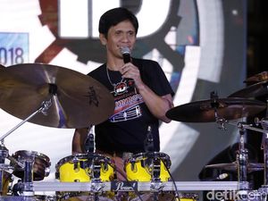 Kesaksian Drummer Gilang Ramadhan Melihat UFO Kesaksian Drummer Gilang Ramadhan Melihat UFO