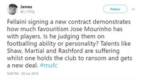 Jadi, Fellaini ini pemain favoritnya Mourinho, kah? (Foto: Twitter)