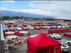 Cuci Mata Para Penikmat Ferrari di Kaki Gunung Fuji