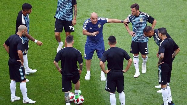 Jorge Sampaoli sempat diisukan menuruti perintah Lionel Messi pada perhelatan Piala Dunia 2018.