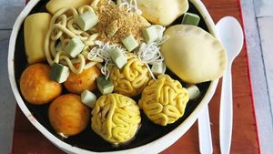 Terinspirasi dari Makanan Lokal, Kue Ulang Tahun Ini Berbentuk Pempek hingga Mi Godog