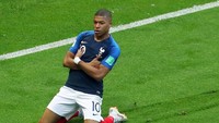 Kylian Mbappe (Prancis). Total 3 gol (satu kaki kiri dan dua kaki kanan) sudah dicetak Mbappe dari 266 menit penampilannya di Piala Dunia 2018. (Foto: Pilar Olivares/Reuters)