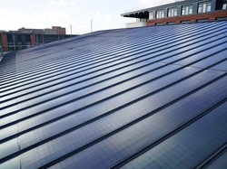 RI Pacu Target EBT dengan Perbanyak Panel Surya di Atap Rumah