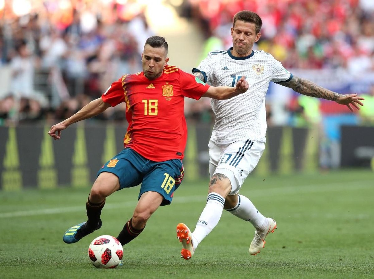 Spanyol vs Rusia. (Albert Gea/Reuters)