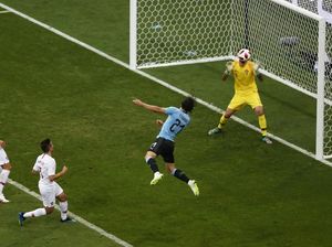 Cavani Bawa Uruguay Ungguli Portugal Cavani Bawa Uruguay Ungguli Portugal