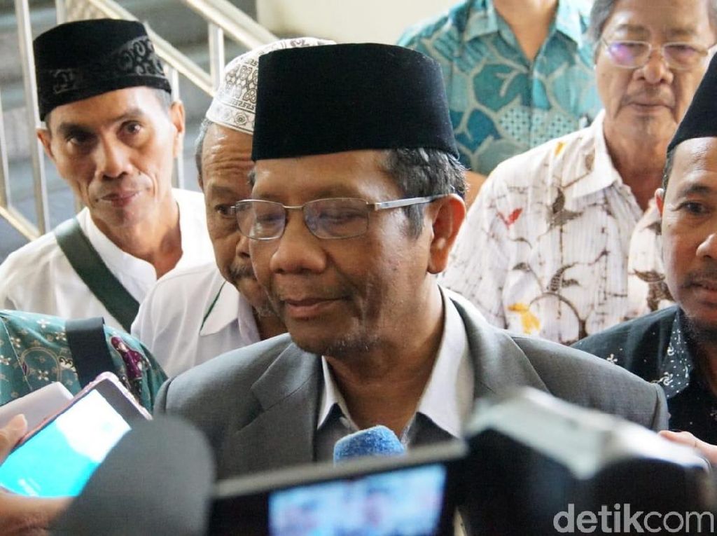 Cerita Mahfud Md Tolak Aksi 2019GantiPresiden Cerita Mahfud Md Tolak Aksi 2019GantiPresiden
