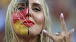Nyentrik Banget, Potret Face Paint Suporter di Piala Dunia 2018 (2)
