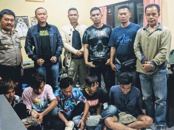 Foto: Ini Tampang 5 Pelempar Batu Sebesar Helm ke Tol Tangerang