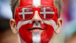 Nyentrik Banget, Potret Face Paint Suporter di Piala Dunia 2018 (1) Nyentrik Banget, Potret Face Paint Suporter di Piala Dunia 2018 (1)