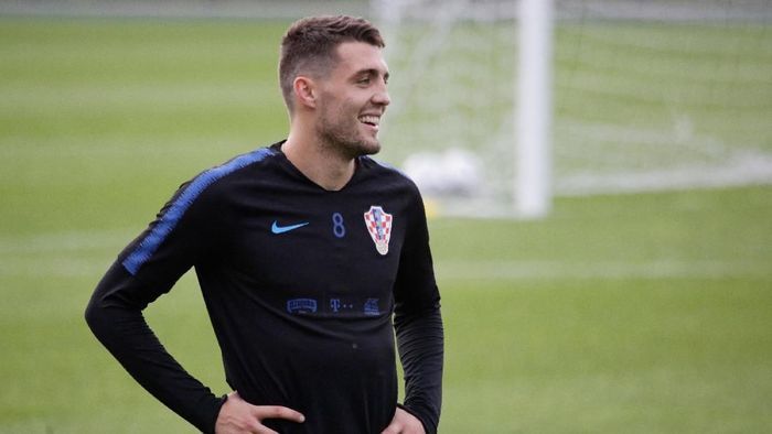 Mateo Kovacic dipinjam Chelsea selama satu musim dari Real Madrid (Foto: Anton Vaganov/Reuters) Mateo Kovacic dipinjam Chelsea selama satu musim dari Real Madrid (Foto: Anton Vaganov/Reuters)
