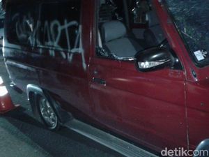 Jakmania Persilakan Polisi Proses Oknum yang Terbukti Aniaya Alex Jakmania Persilakan Polisi Proses Oknum yang Terbukti Aniaya Alex