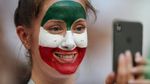 Nyentrik Banget, Potret Face Paint Suporter di Piala Dunia 2018 (2)