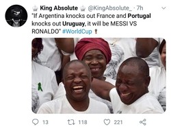 Padahal, Messi dan Ronaldo diharapkan bersua di perempatfinal Piala Dunia 2018. Eh sama-sama pulang kampung ke negaranya masing-masing. Tertawakan saja deh. (Foto: Twitter @KingAbsolute_)