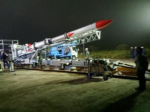 Detik-detik Meledaknya Roket Milik Jepang