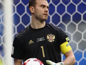 Foto: Si Tampan Igor Akinfeev, Penyelamat Gawang Rusia dari Spanyol
