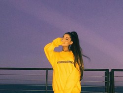 Ariana Grande Bocorkan Track di Album Barunya