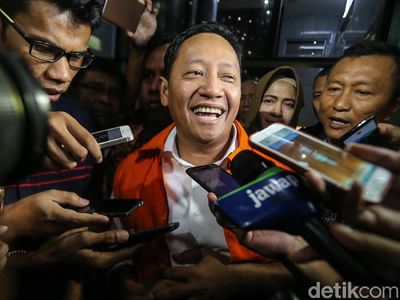 Pemenang Pilgub Maluku Utara Ahmad Mus Ditahan KPK