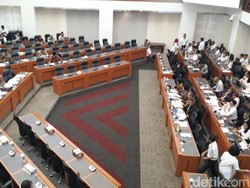 DPR Minta Anggaran 2020 Naik Rp 833 M